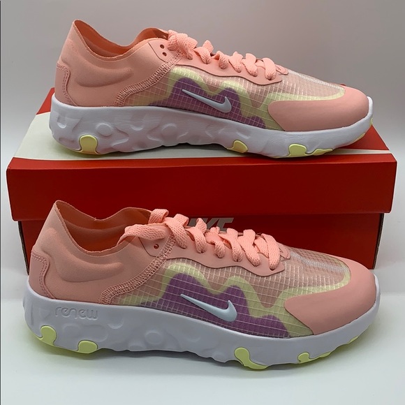 nike wmns renew lucent